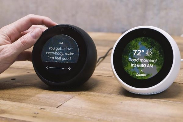 amazon echo spot recensione